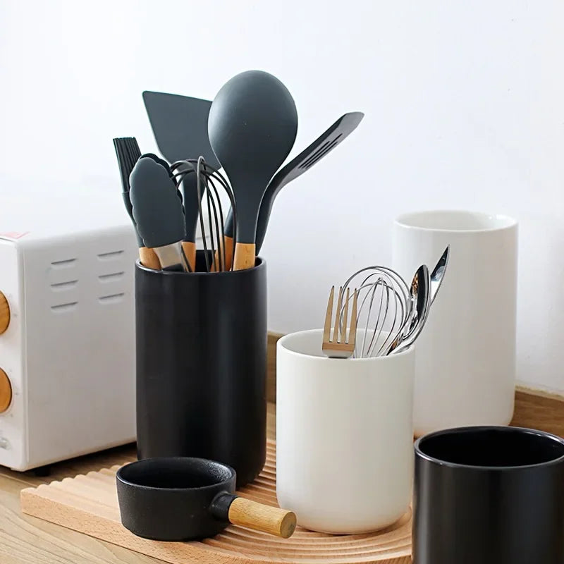 UTENSIL CROCK, CERAMIC